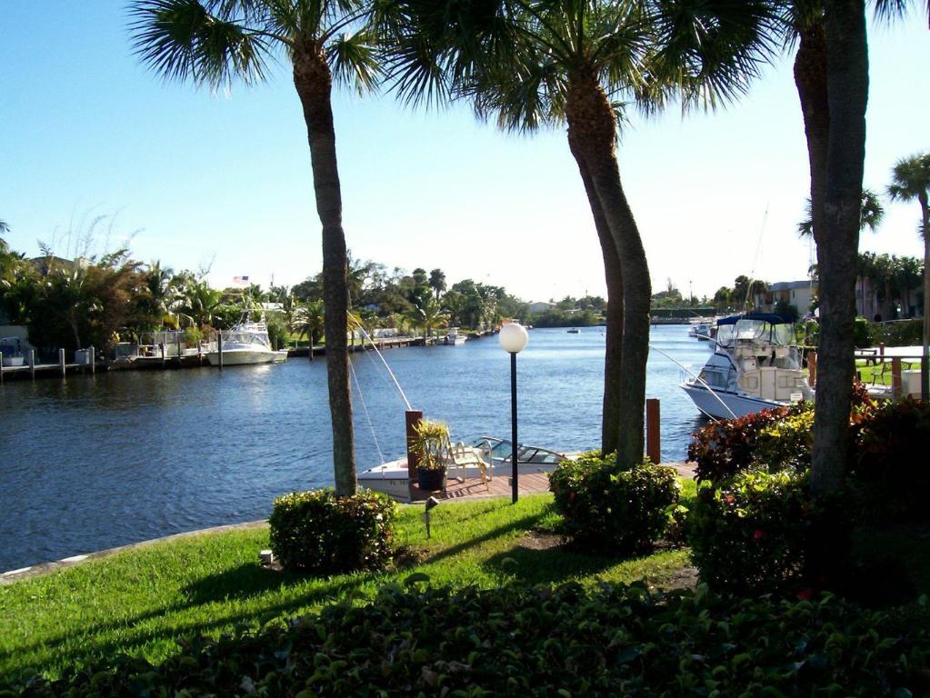 BOCA BAYOU CONDO - Residential Lease