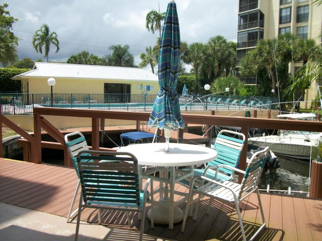 BOCA BAYOU CONDO - Residential Lease