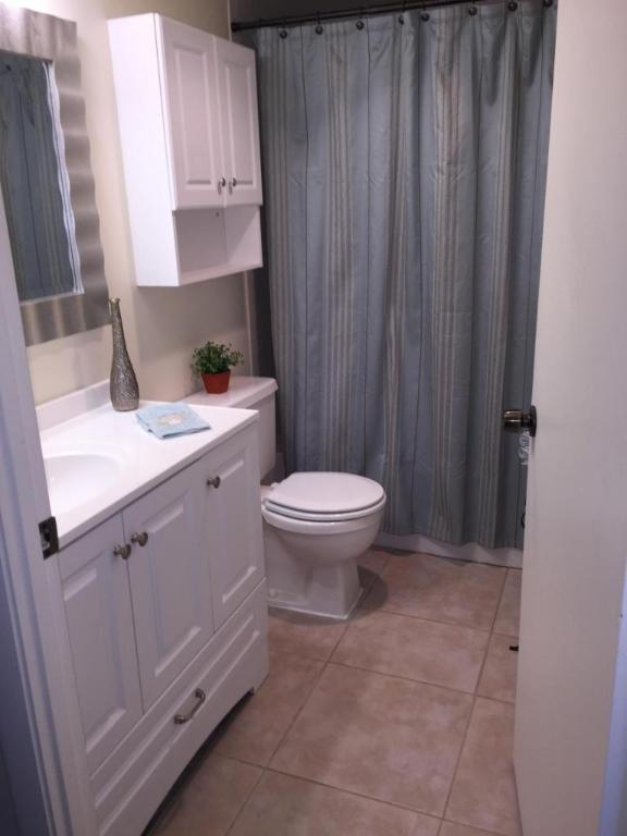 BOCA BAYOU CONDO - Residential Lease