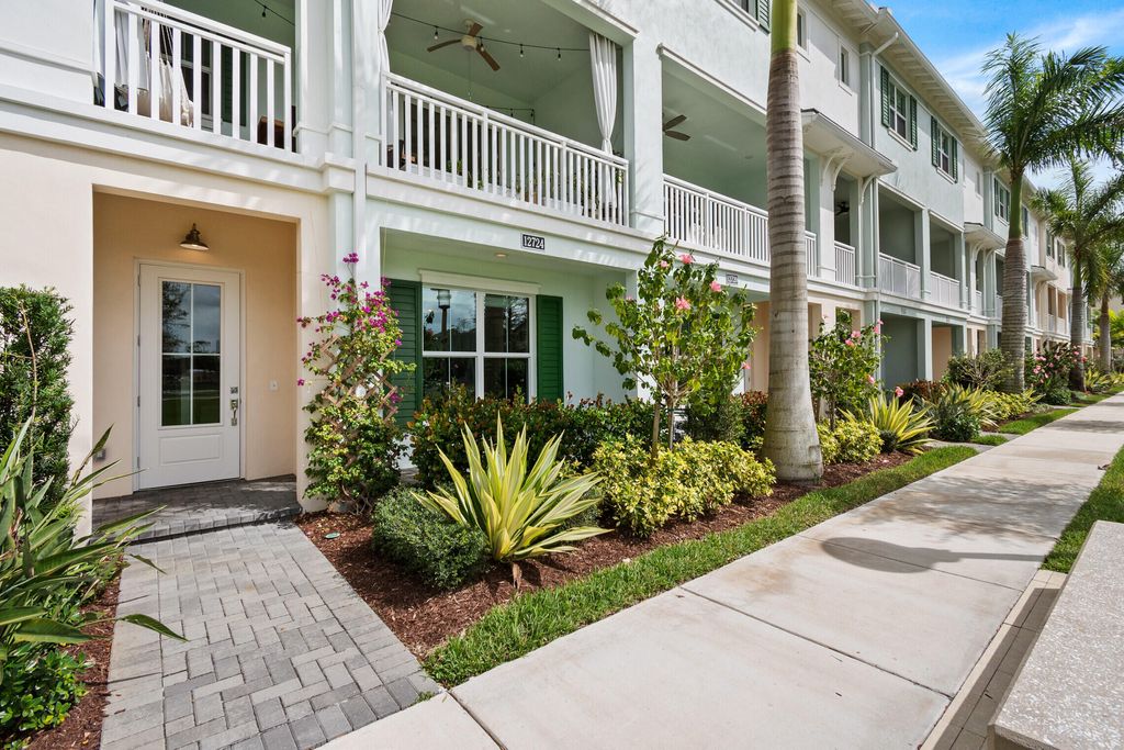 Photo of 12724 Machiavelli Way, Palm Beach Gardens, FL 33418 (MLS # R10778288)