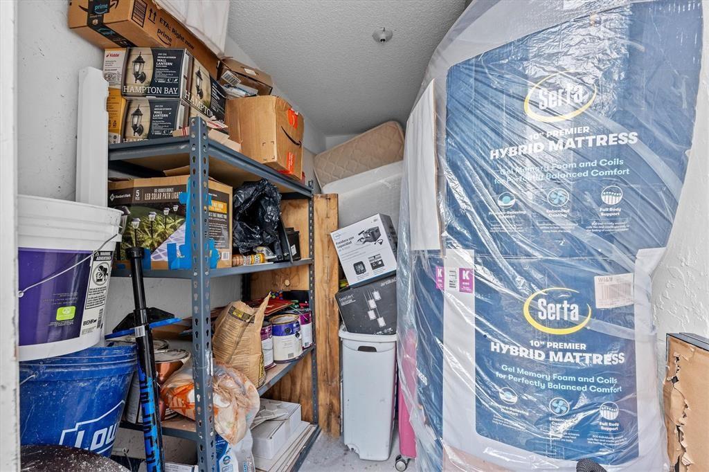 Twin Fountains Rep 142-38 - Residential Lease