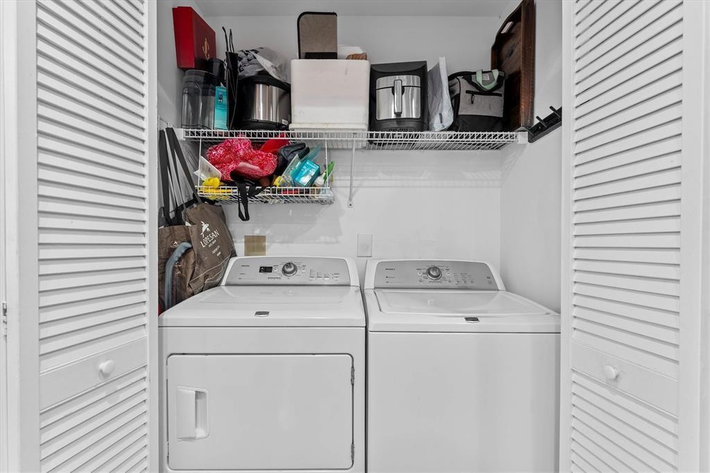 Twin Fountains Rep 142-38 - Residential Lease