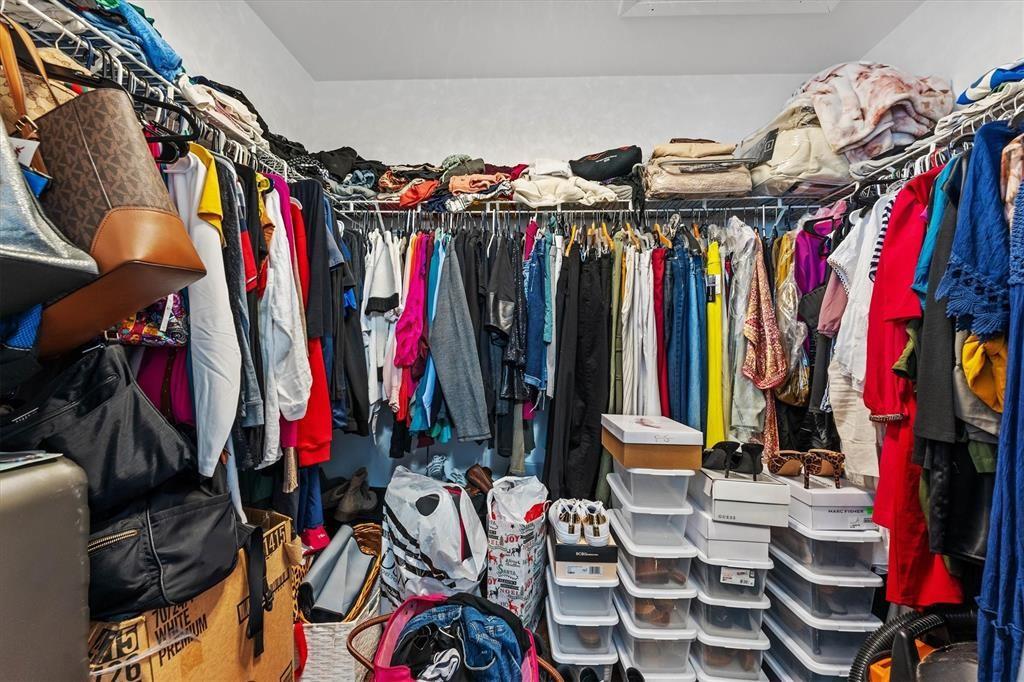 Twin Fountains Rep 142-38 - Residential Lease