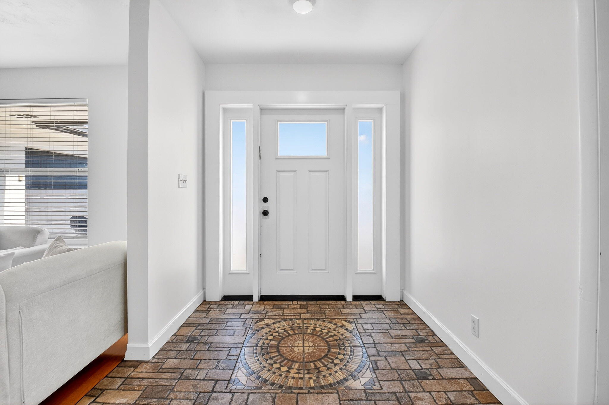 RIVIERA SHORES - Residential