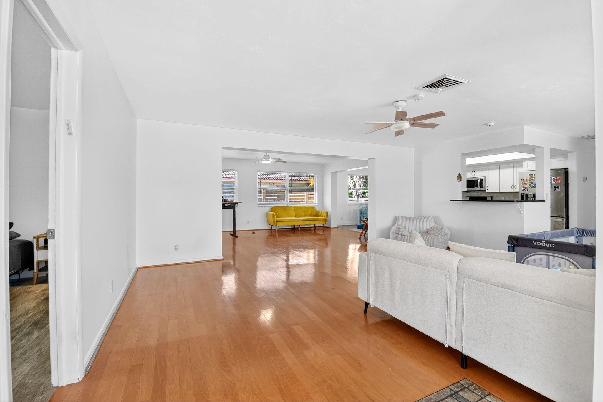 RIVIERA SHORES - Residential