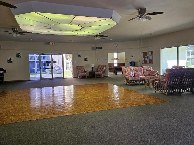 VILLAGE GREEN HAMPTON CON - Residential Lease