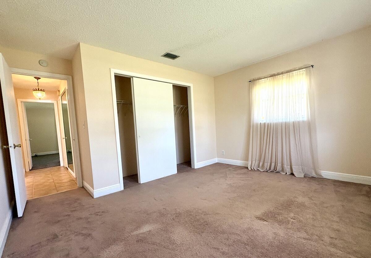 PALM BEACH LEISUREVILLE SEC 10 - Residential Lease