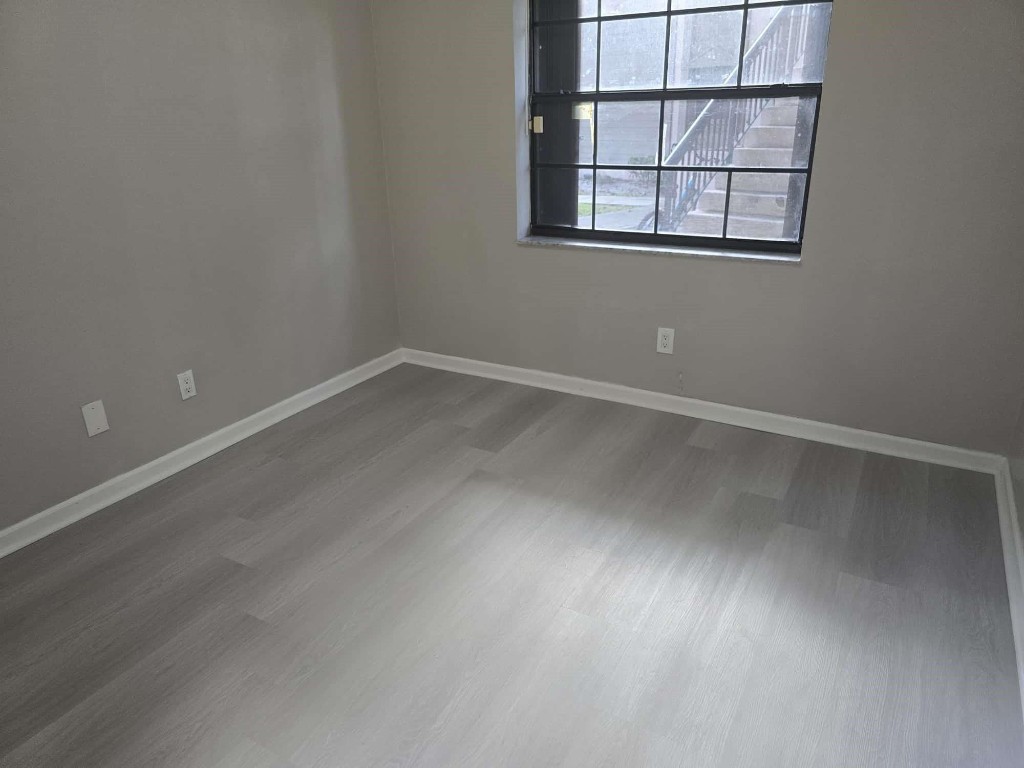 Grenadier Lakes - Residential