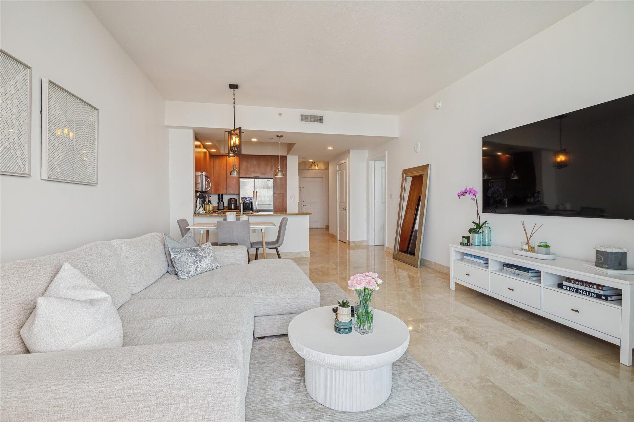 315 NE 3rd Avenue 2108