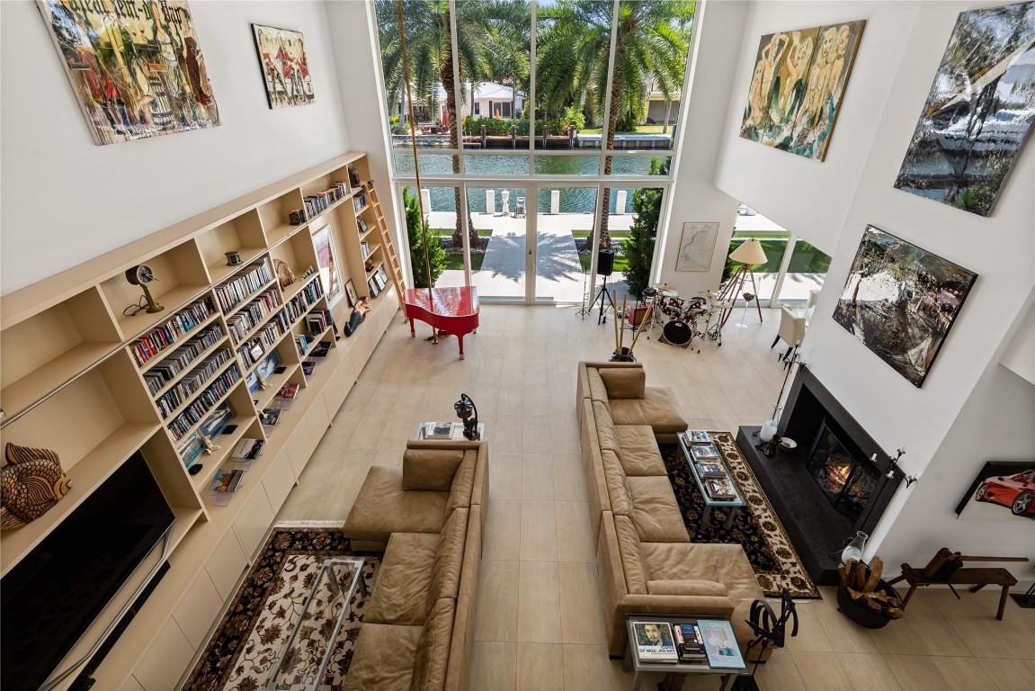 VENICE RESUB IN BLKS 3&4 - Residential