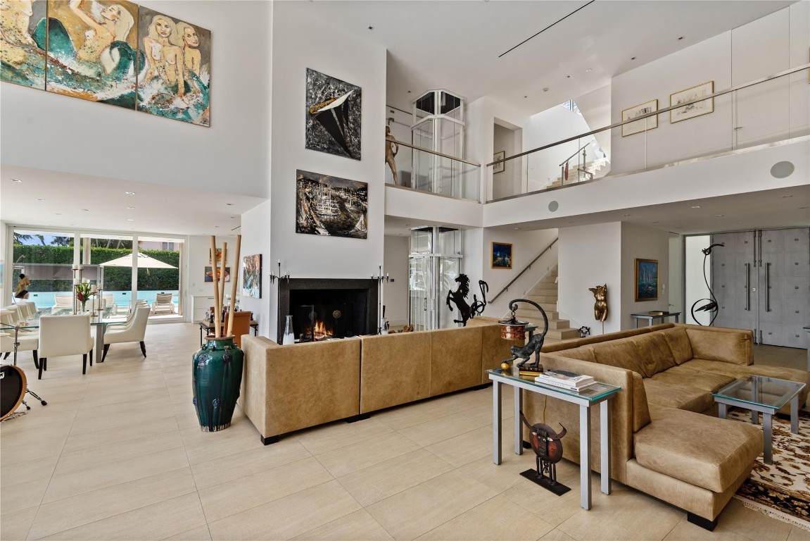 VENICE RESUB IN BLKS 3&4 - Residential