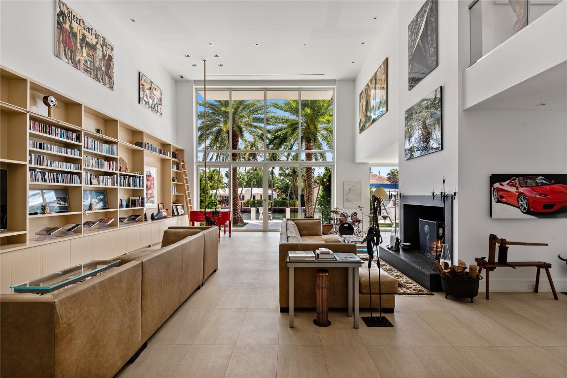 VENICE RESUB IN BLKS 3&4 - Residential