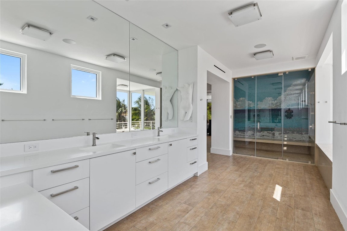 VENICE RESUB IN BLKS 3&4 - Residential