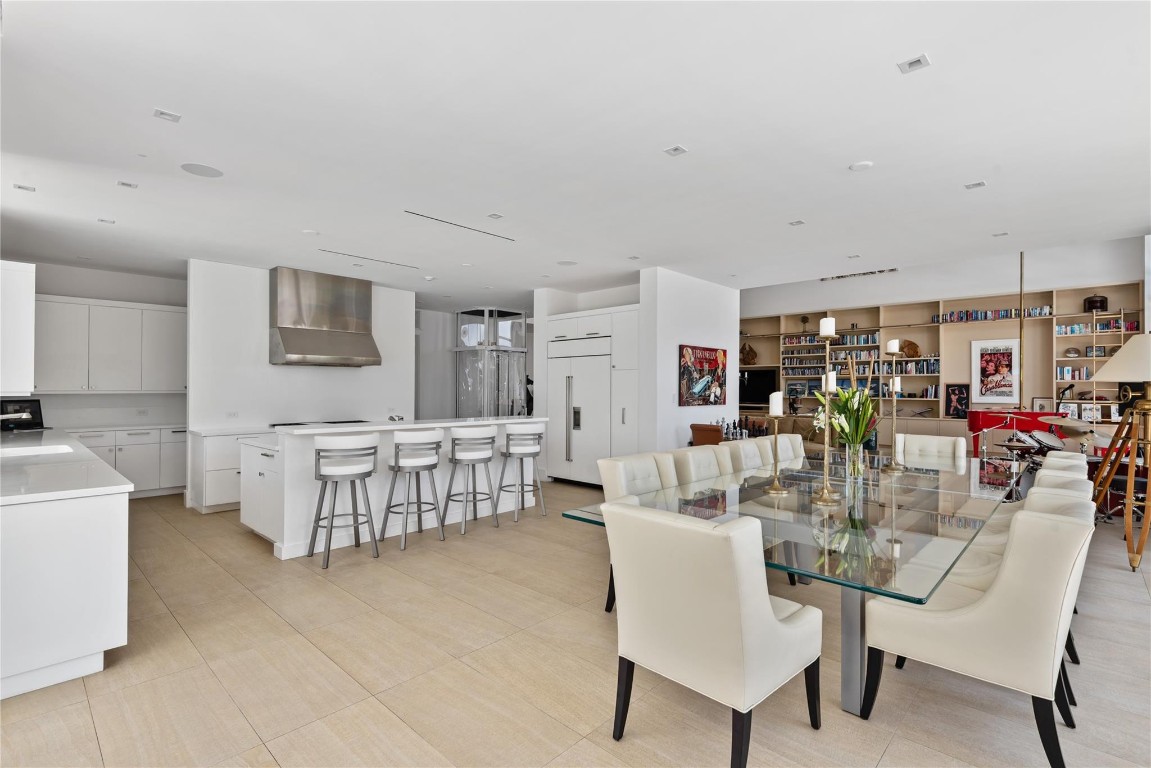 VENICE RESUB IN BLKS 3&4 - Residential