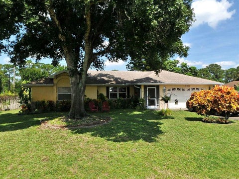 Featured picture for the property R10741671