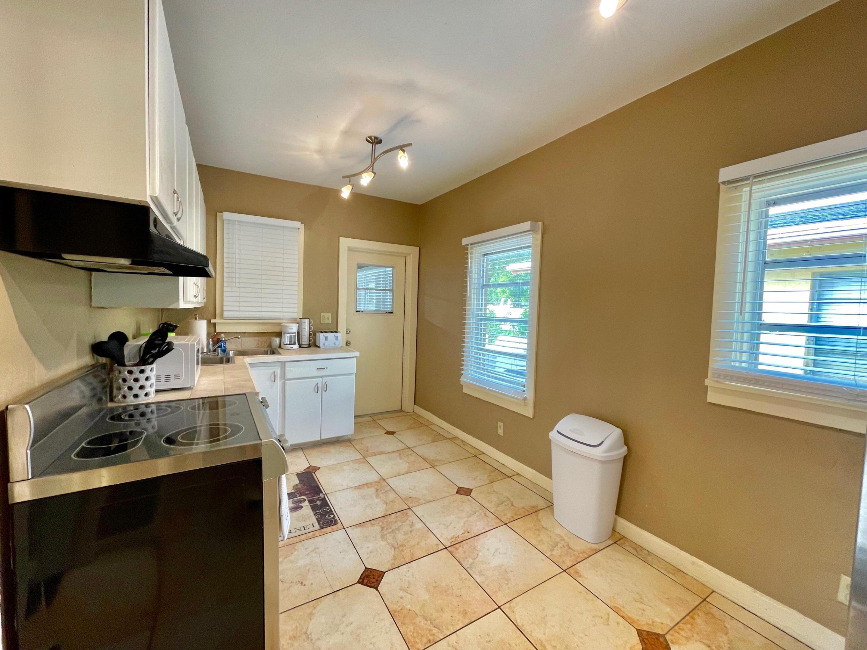 FERNWOOD - Residential Income