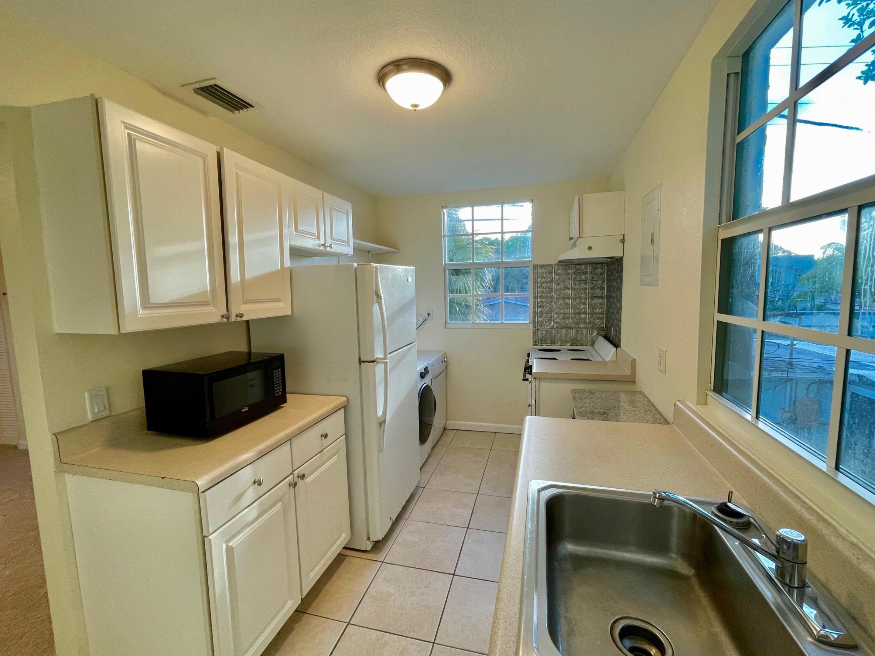 FERNWOOD - Residential Income