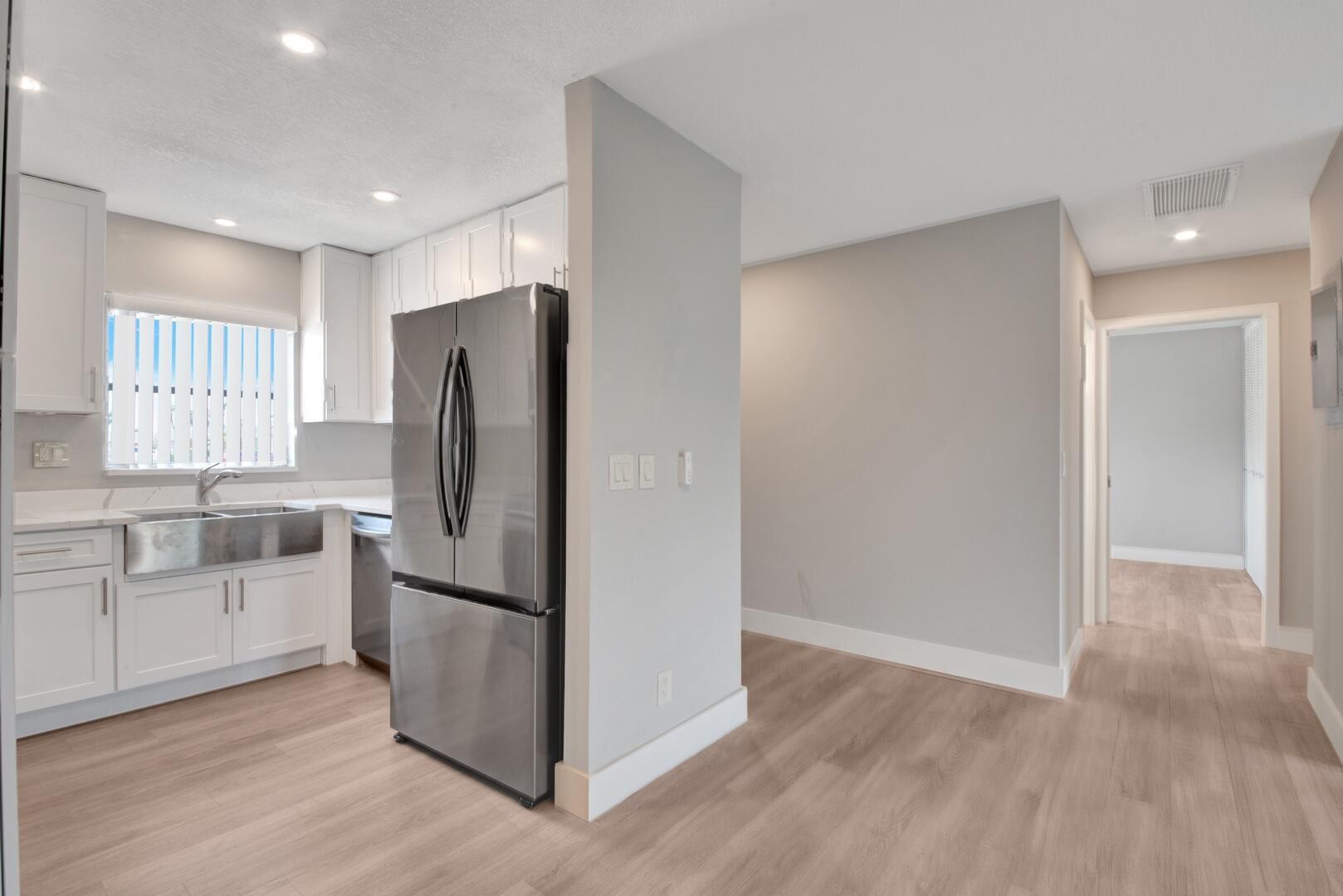 View photos, virtual tours, details... 2580 Dudley Drive E D