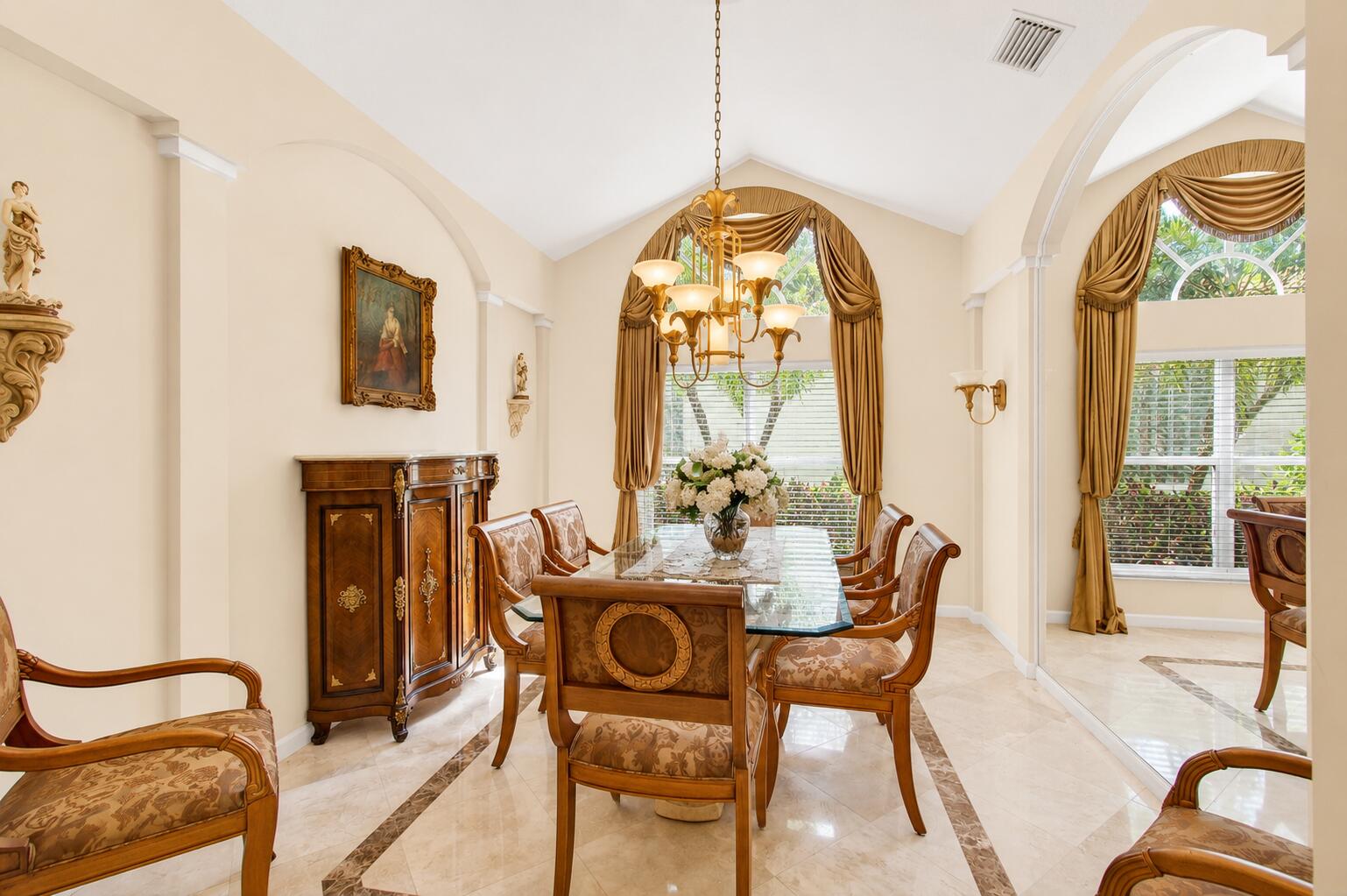 Properties 6850 Fiji Circle