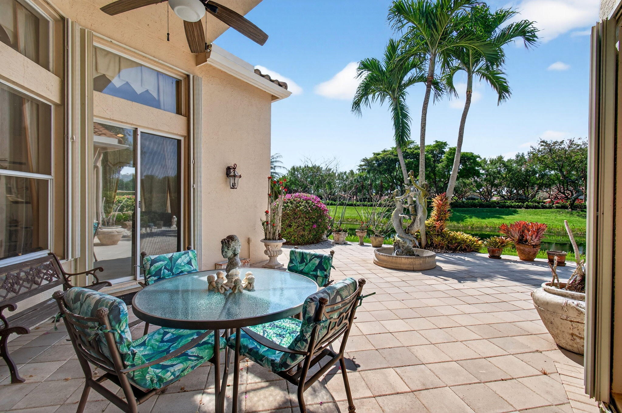 VALENCIA ISLES - Residential