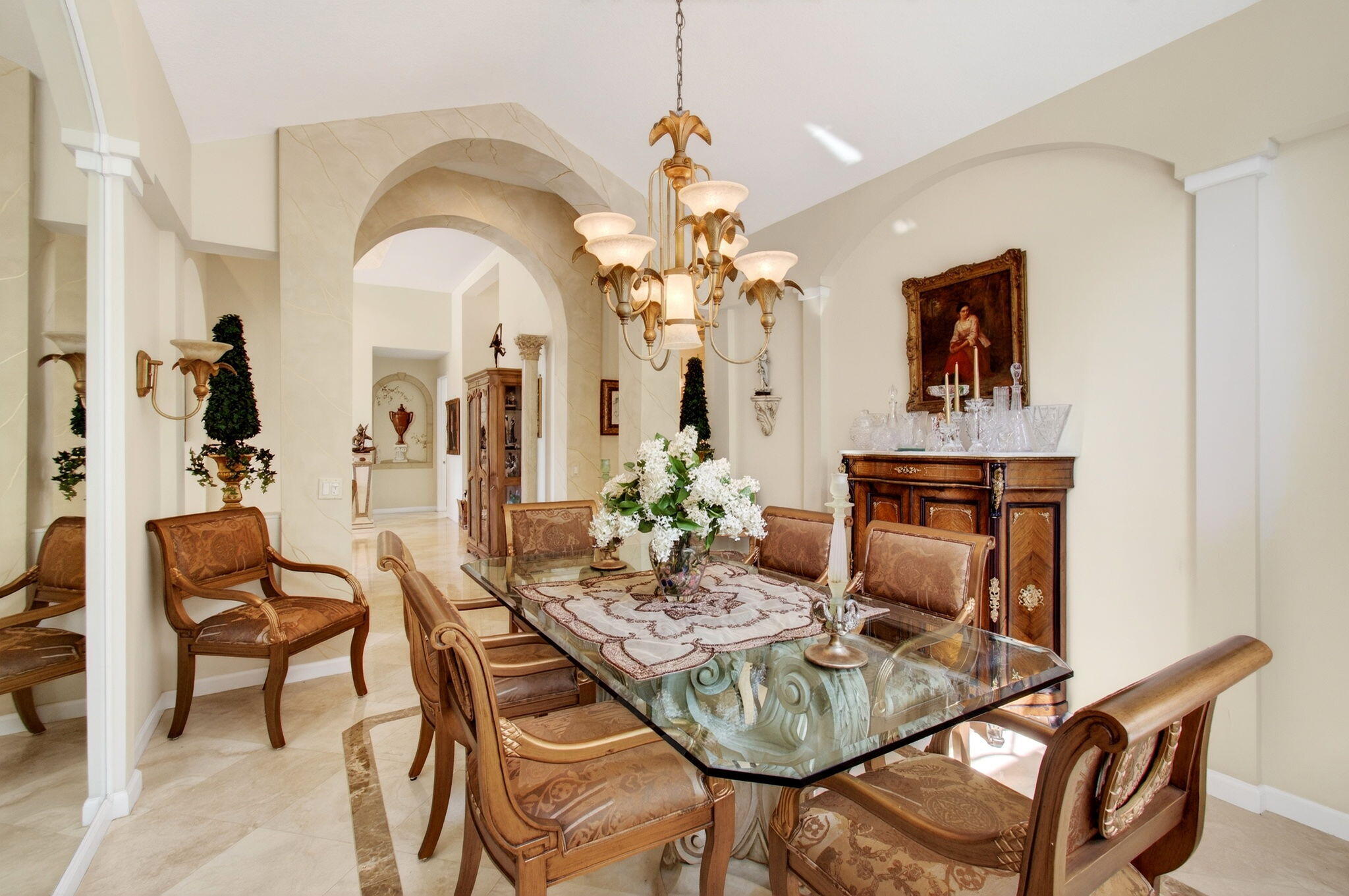 VALENCIA ISLES - Residential