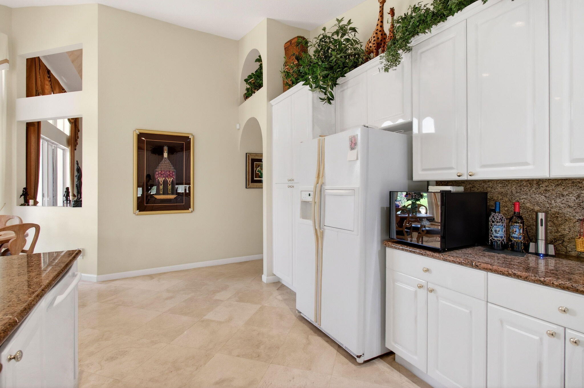 VALENCIA ISLES - Residential