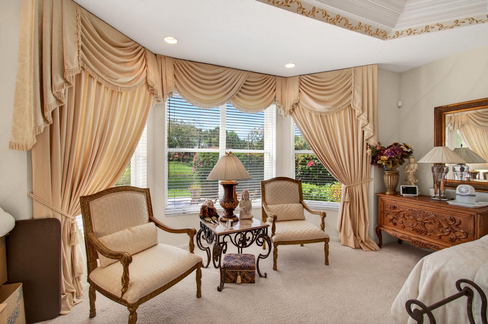 VALENCIA ISLES - Residential