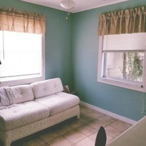 ENGLEWOOD MANOR - Residential