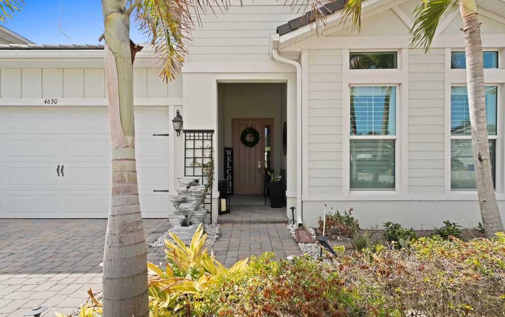 Photo of 4630 SW Ardsley Drive, Stuart, FL 34997 (MLS # R11166810)