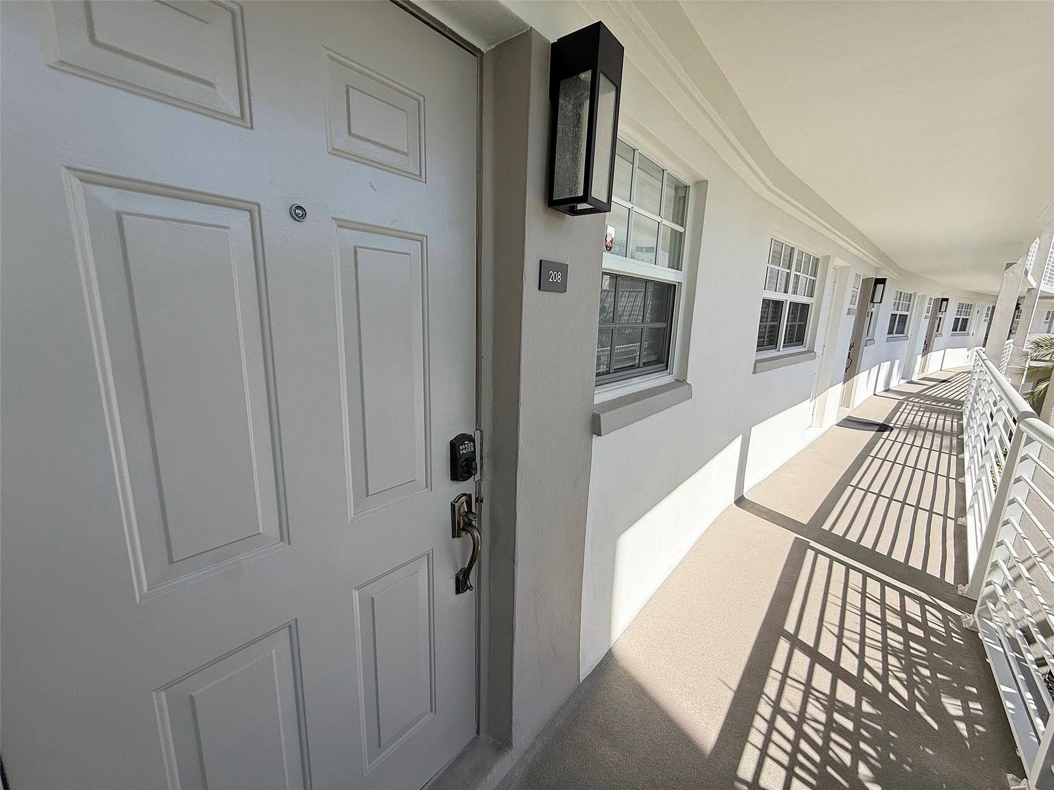 140 NE 28th Avenue 208