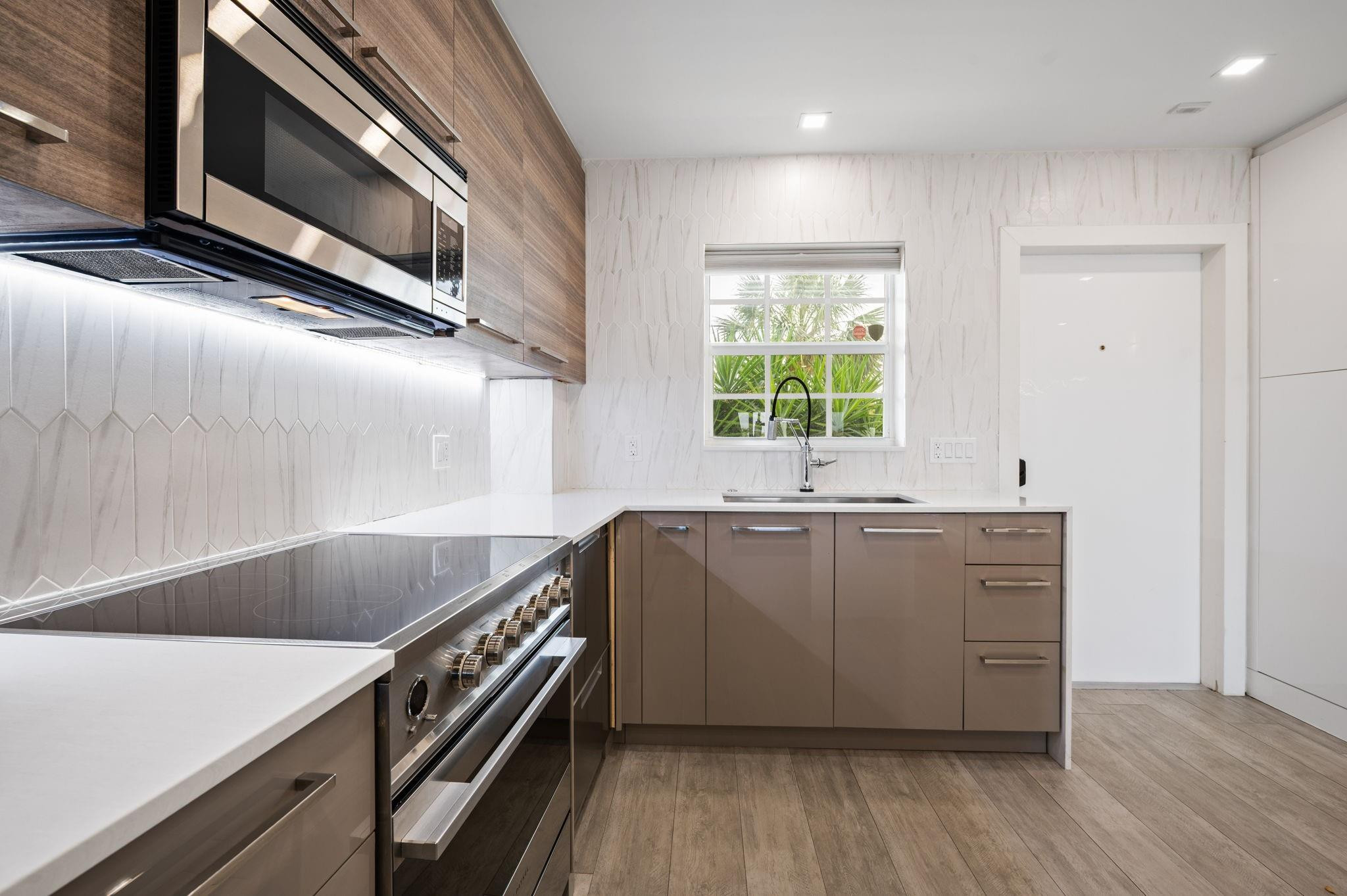 Pompano Yacht and Beach c - Residential