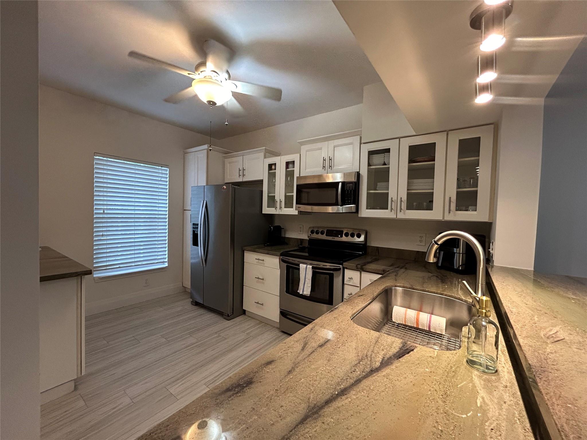 Kokomo Key - Residential Lease