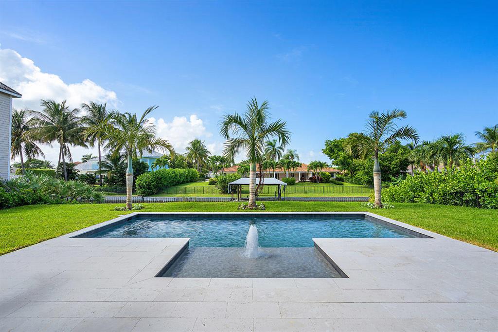 LAKE EDEN MANOR - Residential