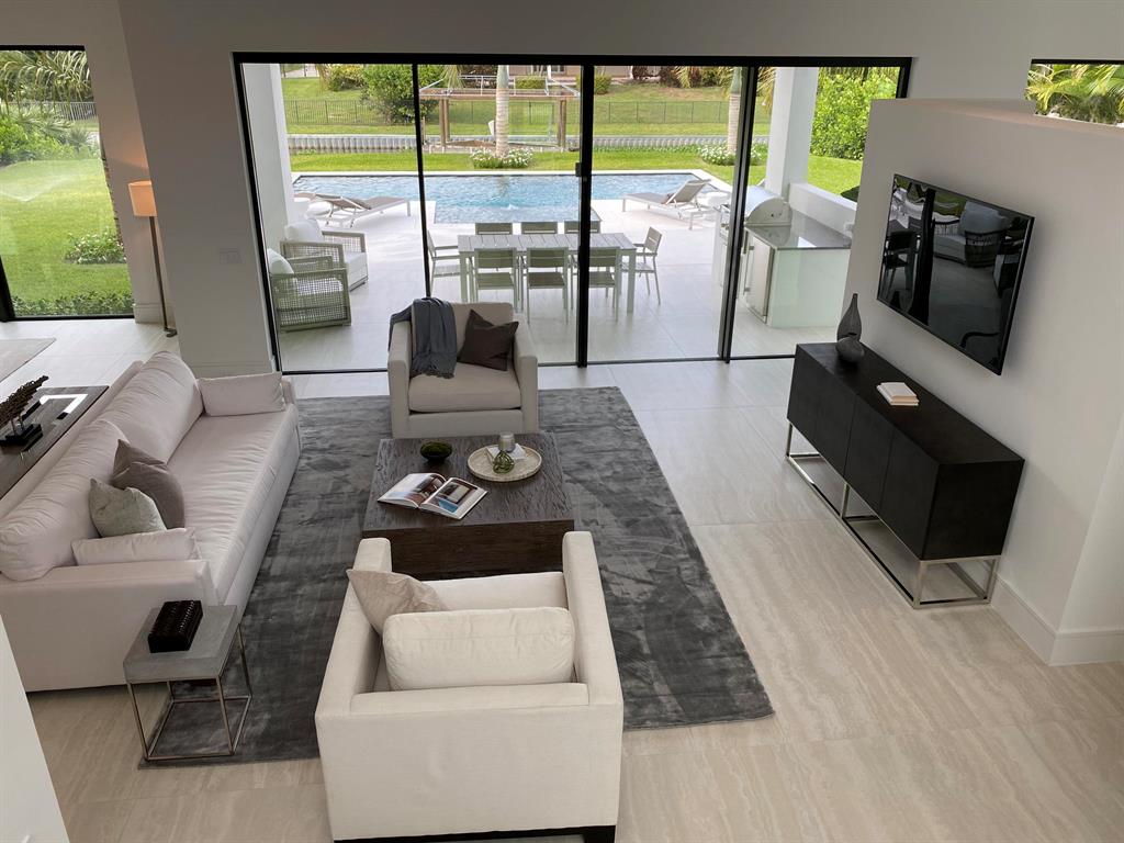 LAKE EDEN MANOR - Residential