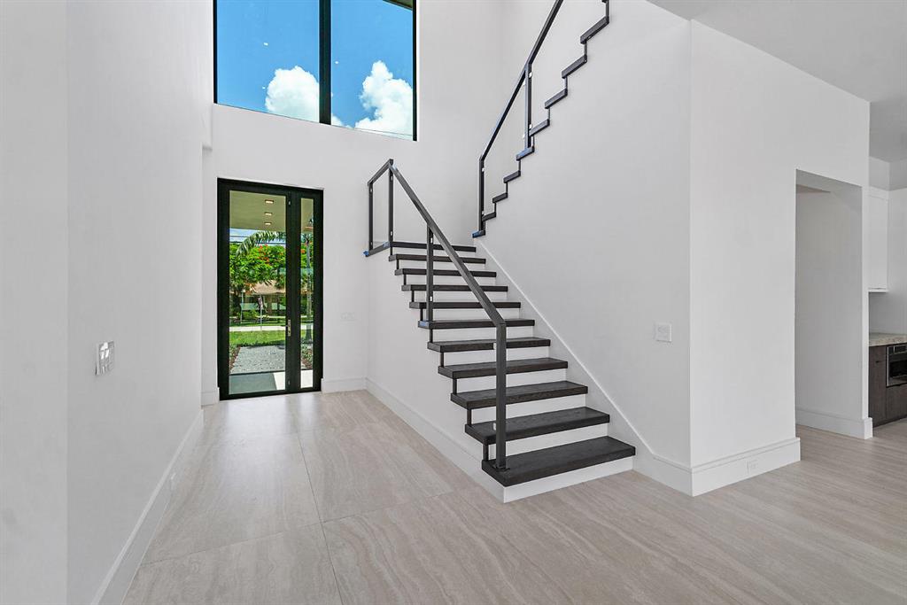 LAKE EDEN MANOR - Residential