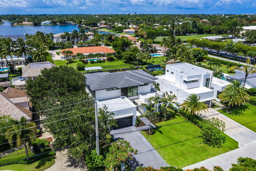 LAKE EDEN MANOR - Residential