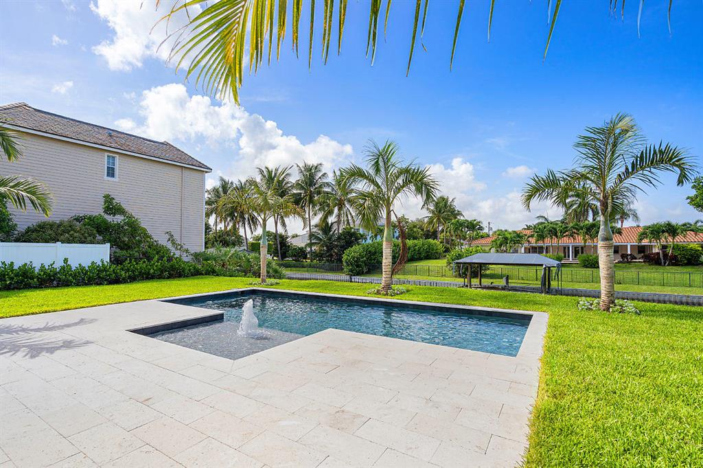 LAKE EDEN MANOR - Residential