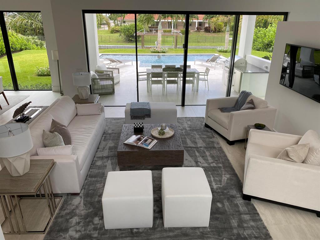 LAKE EDEN MANOR - Residential