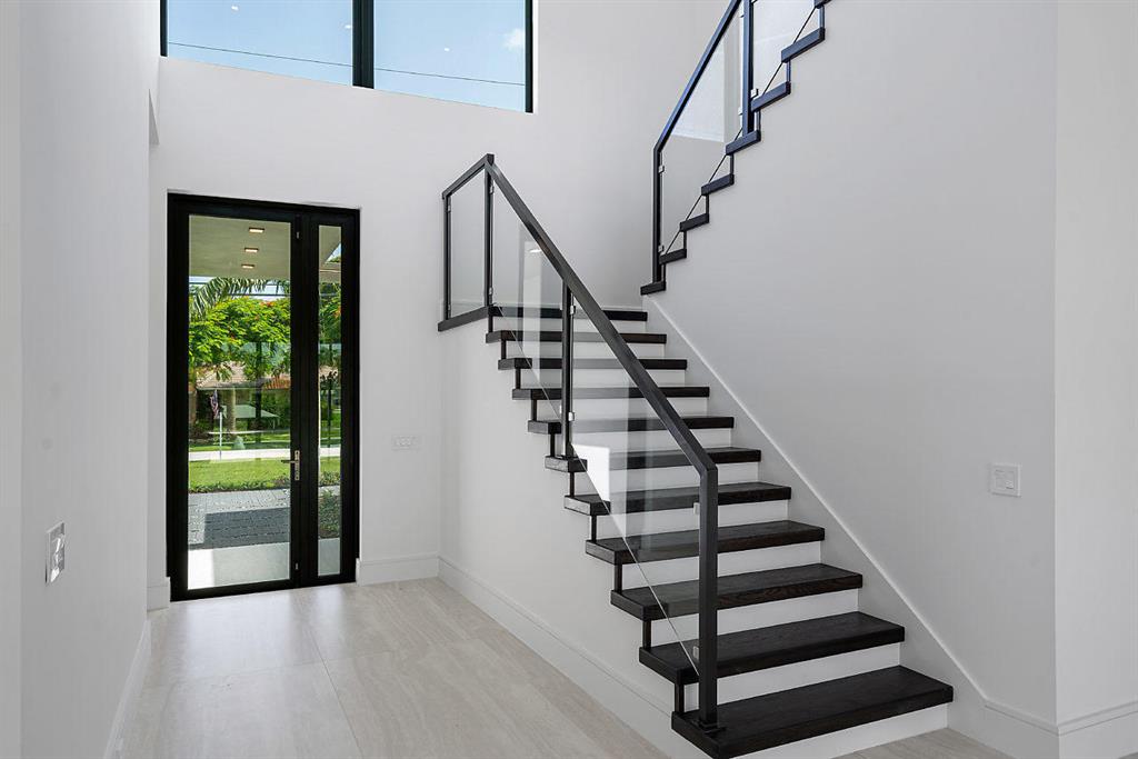 LAKE EDEN MANOR - Residential