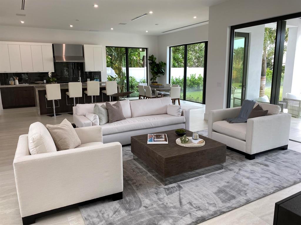 LAKE EDEN MANOR - Residential