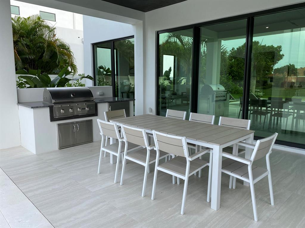 LAKE EDEN MANOR - Residential