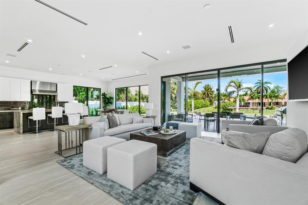 LAKE EDEN MANOR - Residential