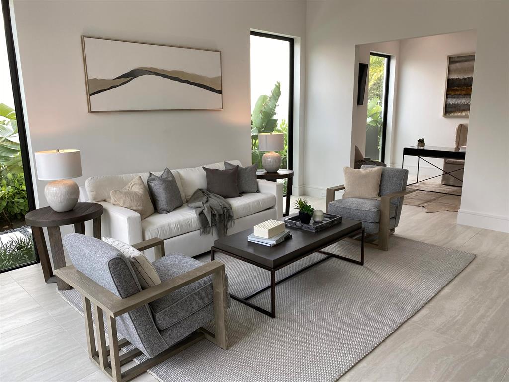 LAKE EDEN MANOR - Residential