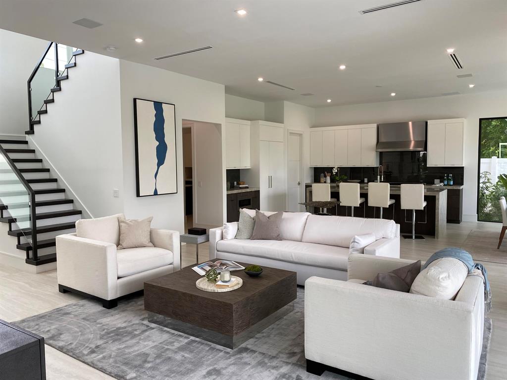 LAKE EDEN MANOR - Residential