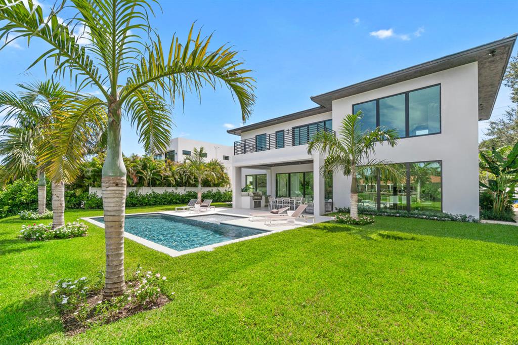 LAKE EDEN MANOR - Residential