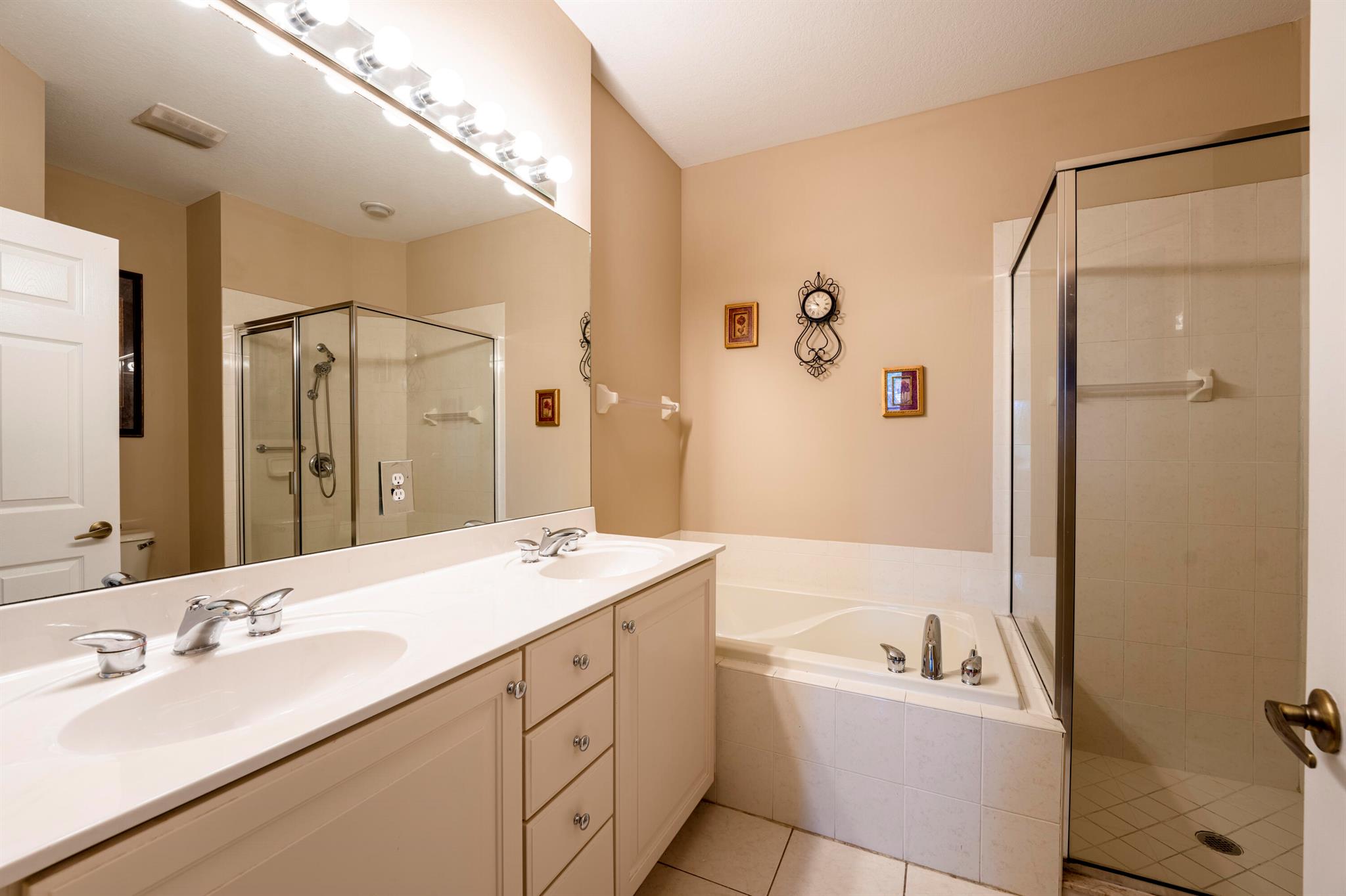 POD 20C PUD LL AT THE RES - Residential Lease