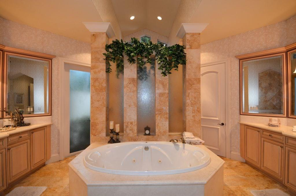 In The Pines 167-13 B - Residential