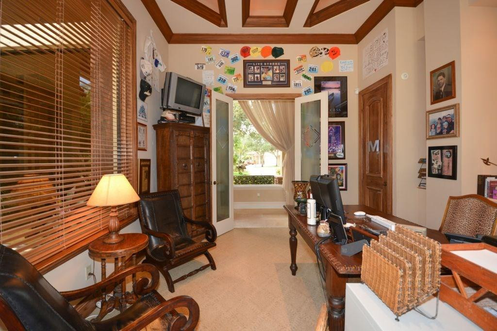 In The Pines 167-13 B - Residential