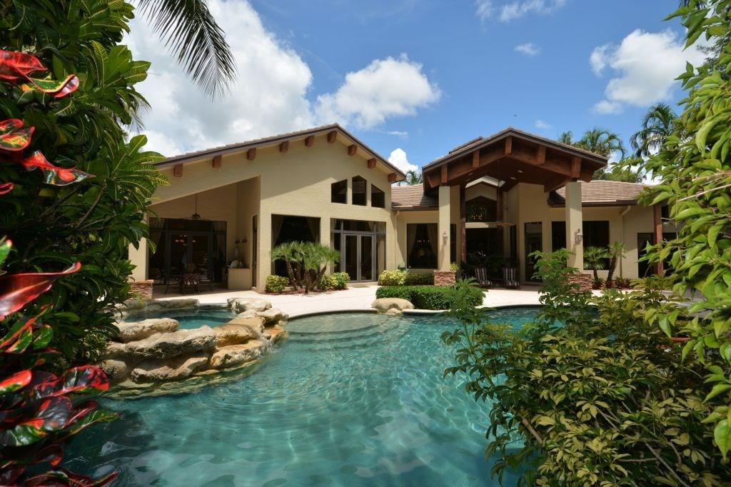 In The Pines 167-13 B - Residential