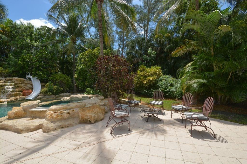 In The Pines 167-13 B - Residential